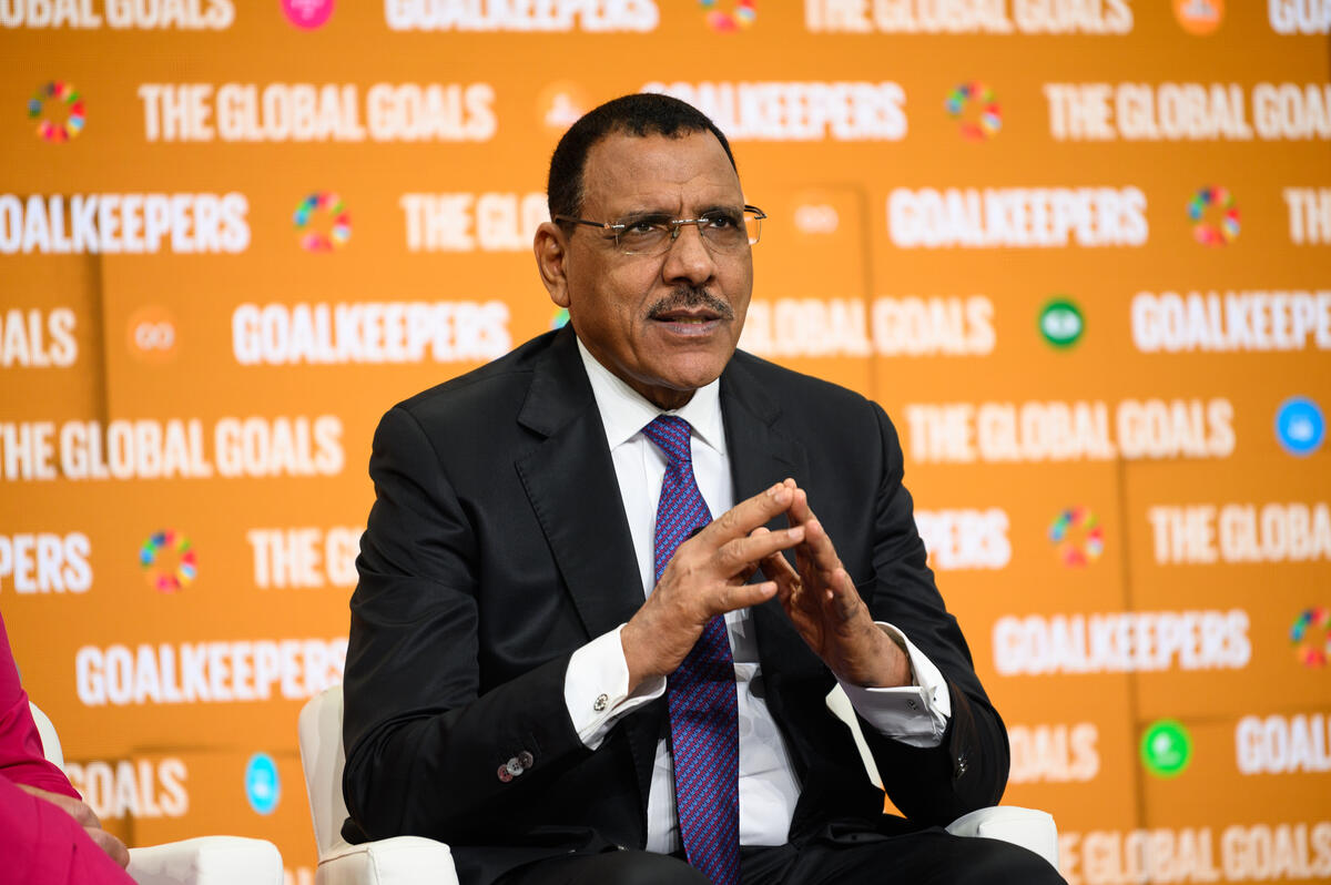 President of Niger, Mohamed Bazoum speaks onstage at Goalkeepers 2022. ©Gates Archive/Mike Lawrence