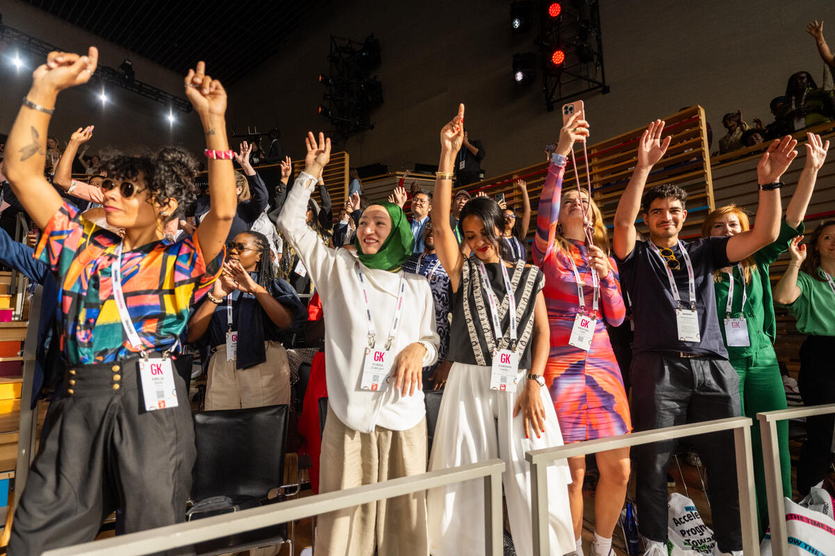 Guests watch Jon Batiste perform during Goalkeepers 2023 ©Gates Archive/Mike Lawrence