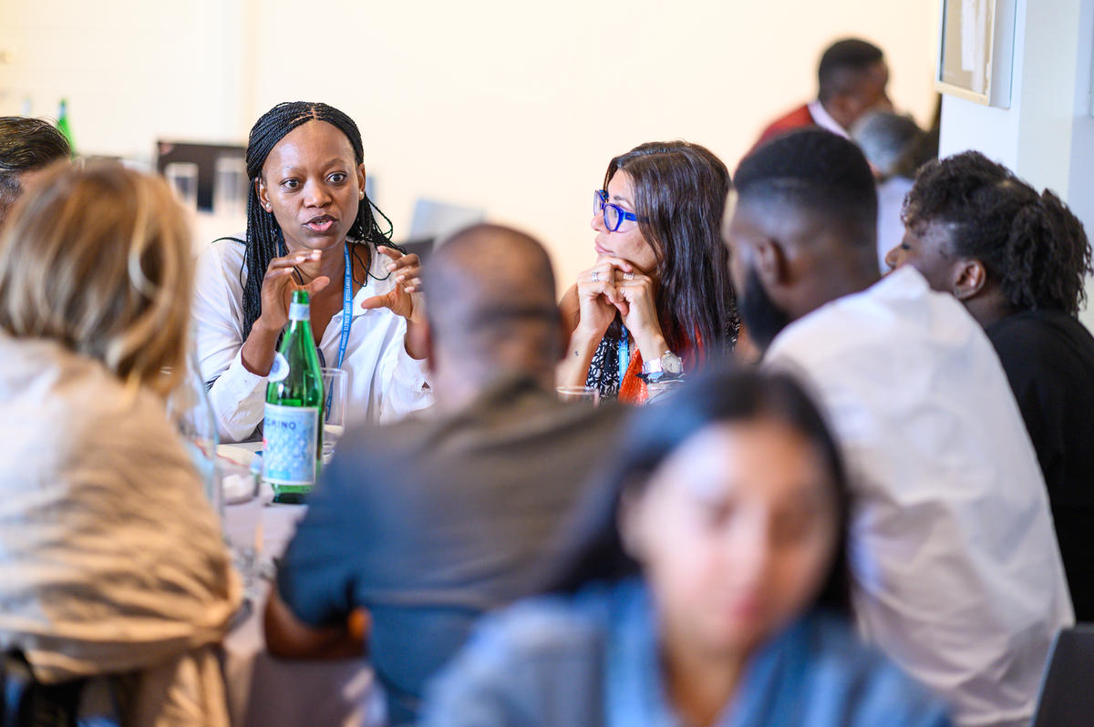 Participants interact with each other in their groups during the 2019 Goalkeepers in Action: Learn From Your Peers workshop. ©Gates Archive/Mike Lawrence