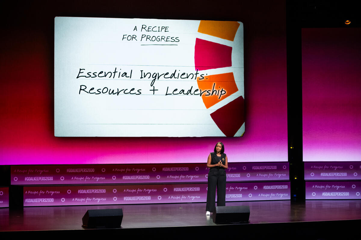 Janet Mbugua speaks on stage during the 2024 Goalkeepers NYC event. ©Gates Archive/Mike Lawrence