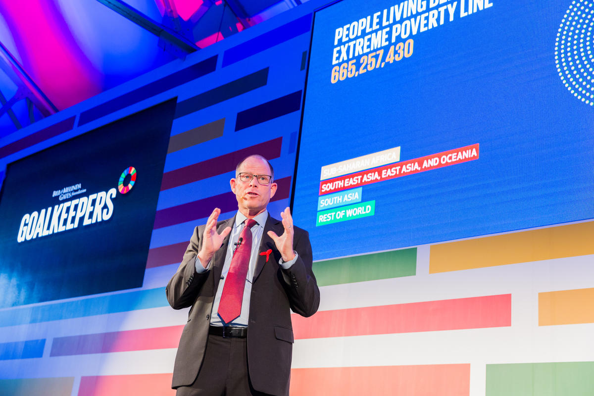 Mark Suzman speaks at the 2018 Goalkeepers event in Johannesburg, South Africa. ©Gates Archive/Ilan Godfrey